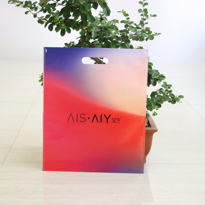 One-time forming non-woven handbag