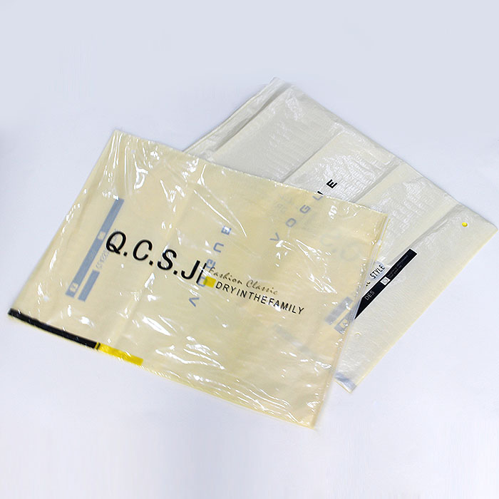 Zipper pocket
