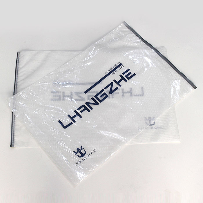 Zipper pocket
