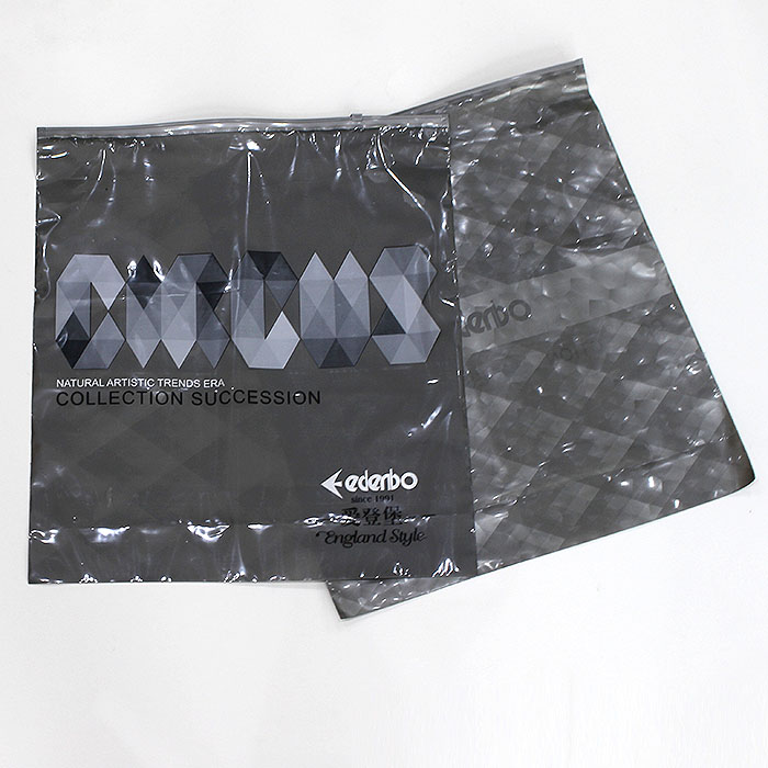 Zipper pocket